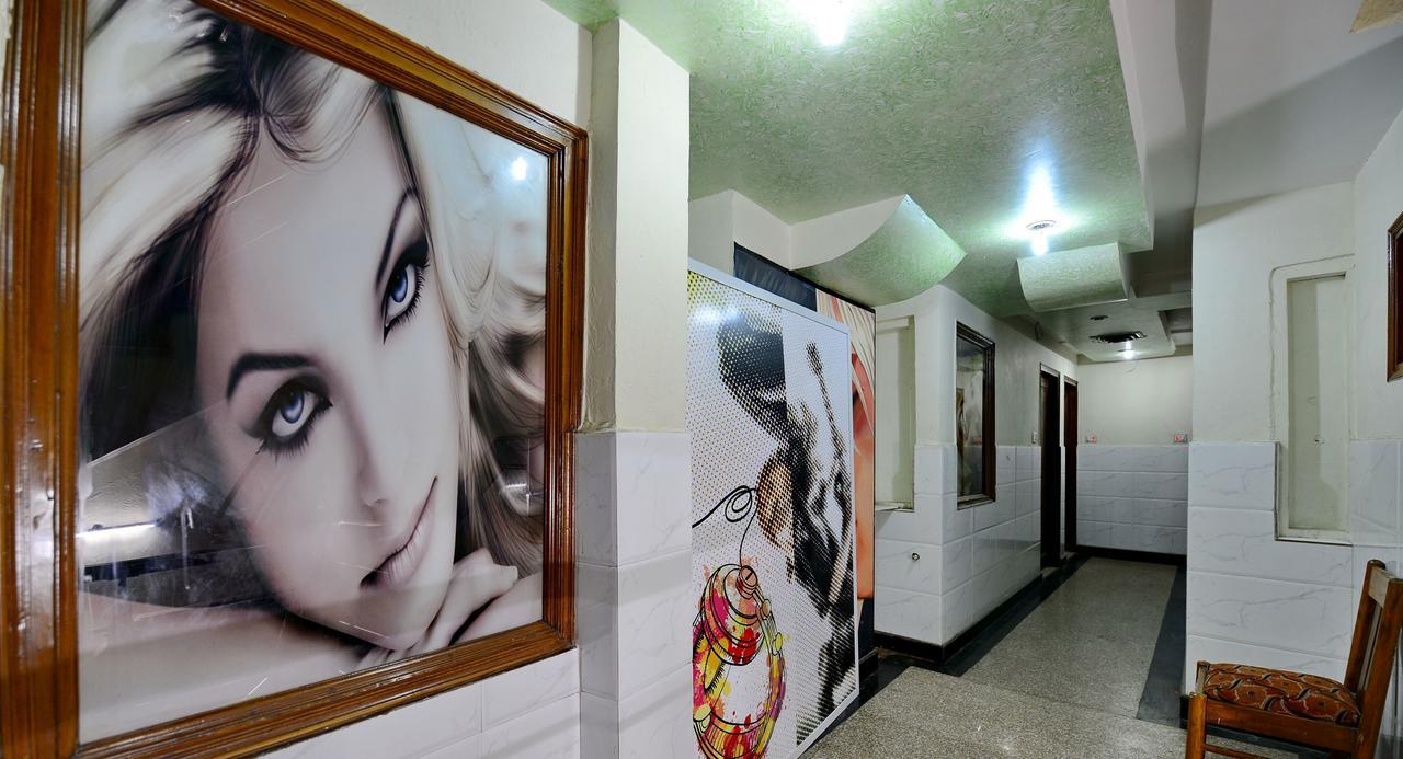 Hotel Karan Palace