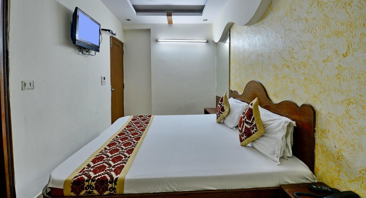 Hotel Karan Palace New Delhi