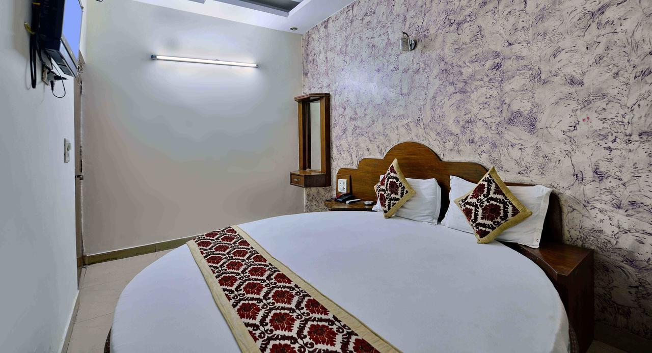 Karan Palace Hotel New Delhi